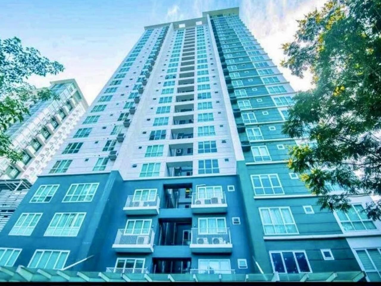 Abreeza Studio Suite 2321 - Pool, Wifi, City View, Washer, Ac, Netflix, Mall Davao City Esterno foto