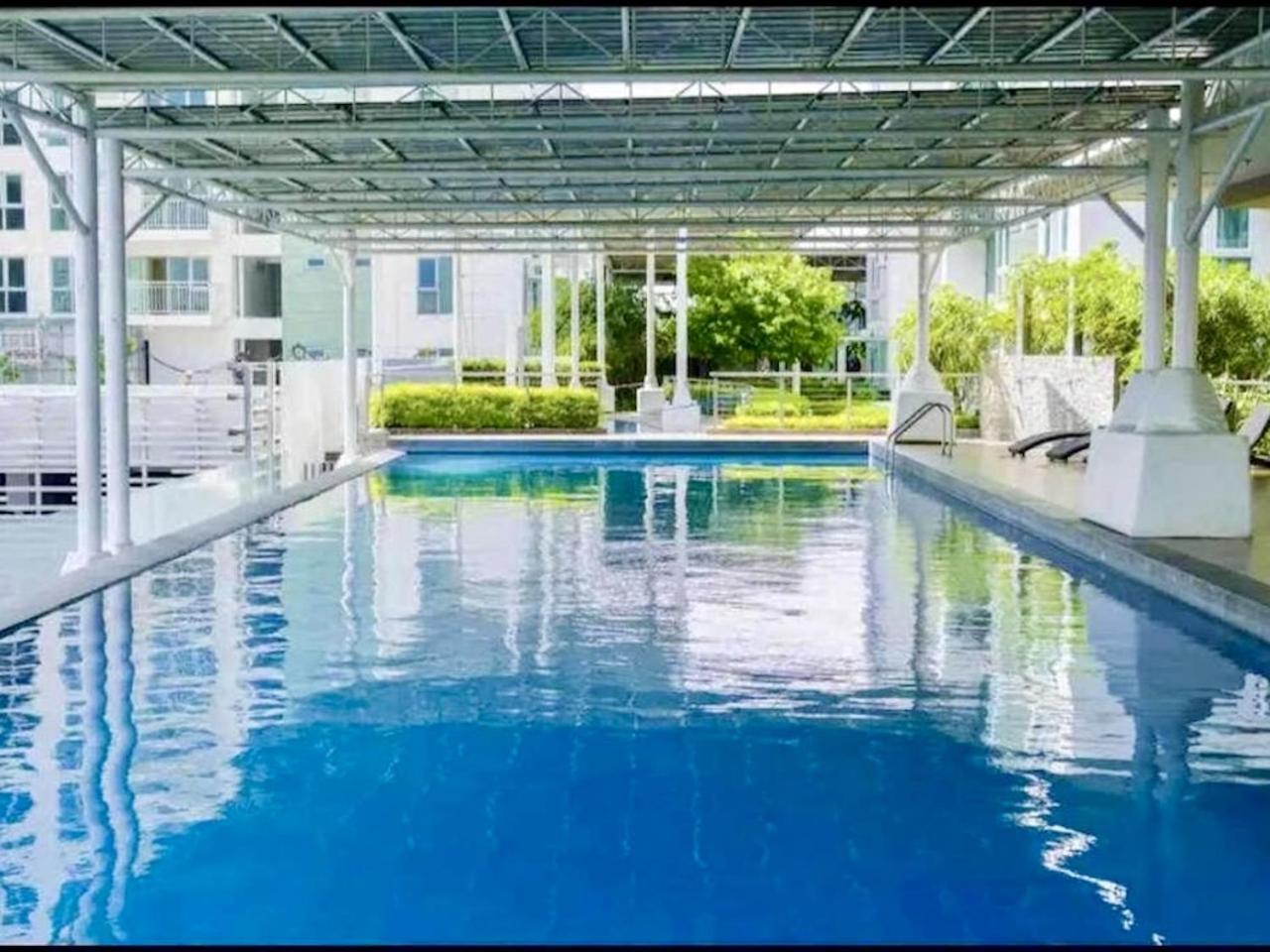 Abreeza Studio Suite 2321 - Pool, Wifi, City View, Washer, Ac, Netflix, Mall Davao City Esterno foto