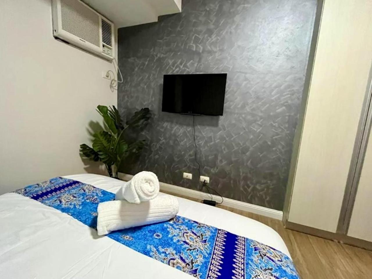 Abreeza Studio Suite 2321 - Pool, Wifi, City View, Washer, Ac, Netflix, Mall Davao City Esterno foto