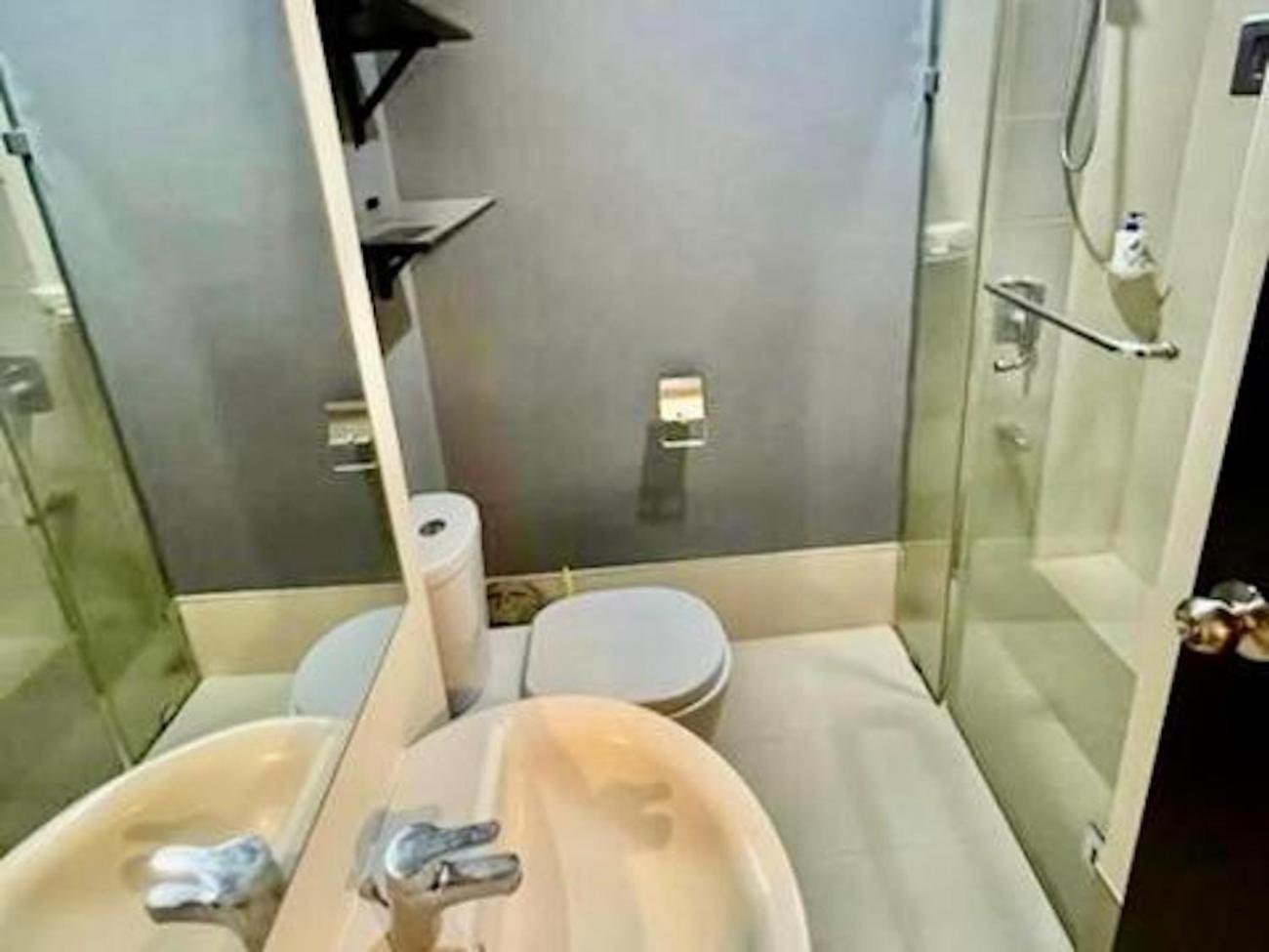 Abreeza Studio Suite 2321 - Pool, Wifi, City View, Washer, Ac, Netflix, Mall Davao City Esterno foto